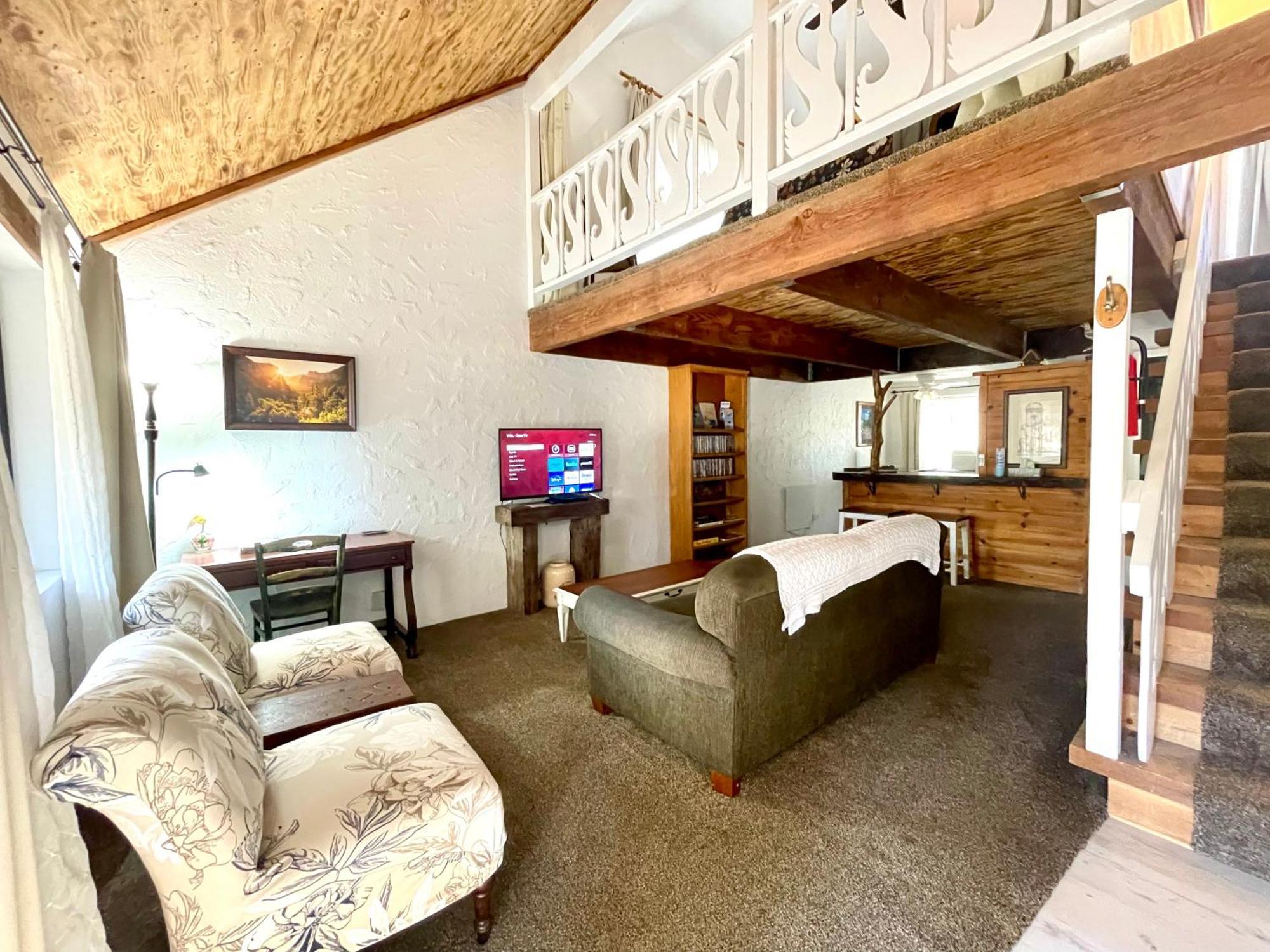 Sierra Mountain Lodge - Vacation Rentals - Yosemite Ahwahnee Eksteriør billede