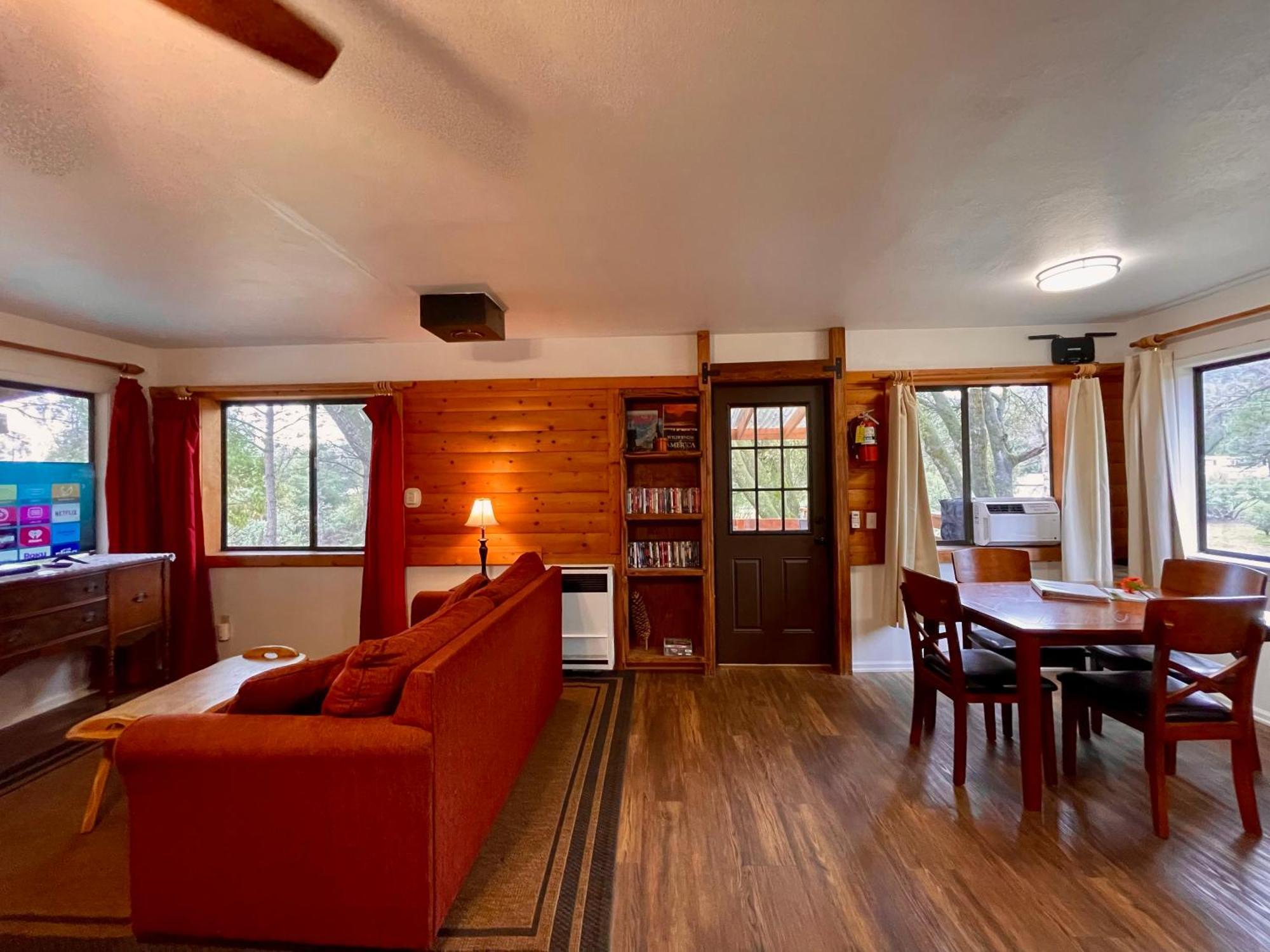 Sierra Mountain Lodge - Vacation Rentals - Yosemite Ahwahnee Eksteriør billede