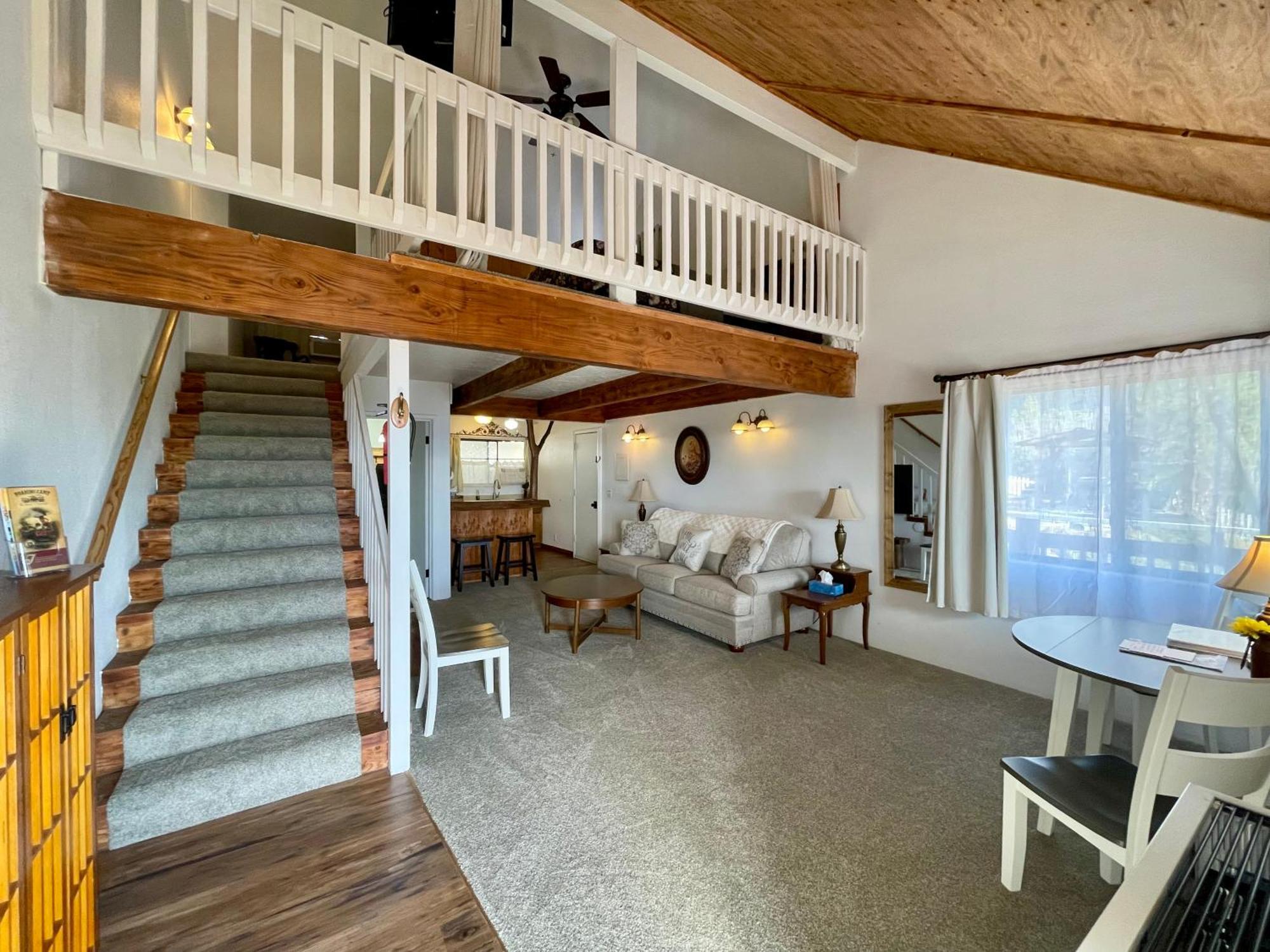 Sierra Mountain Lodge - Vacation Rentals - Yosemite Ahwahnee Eksteriør billede